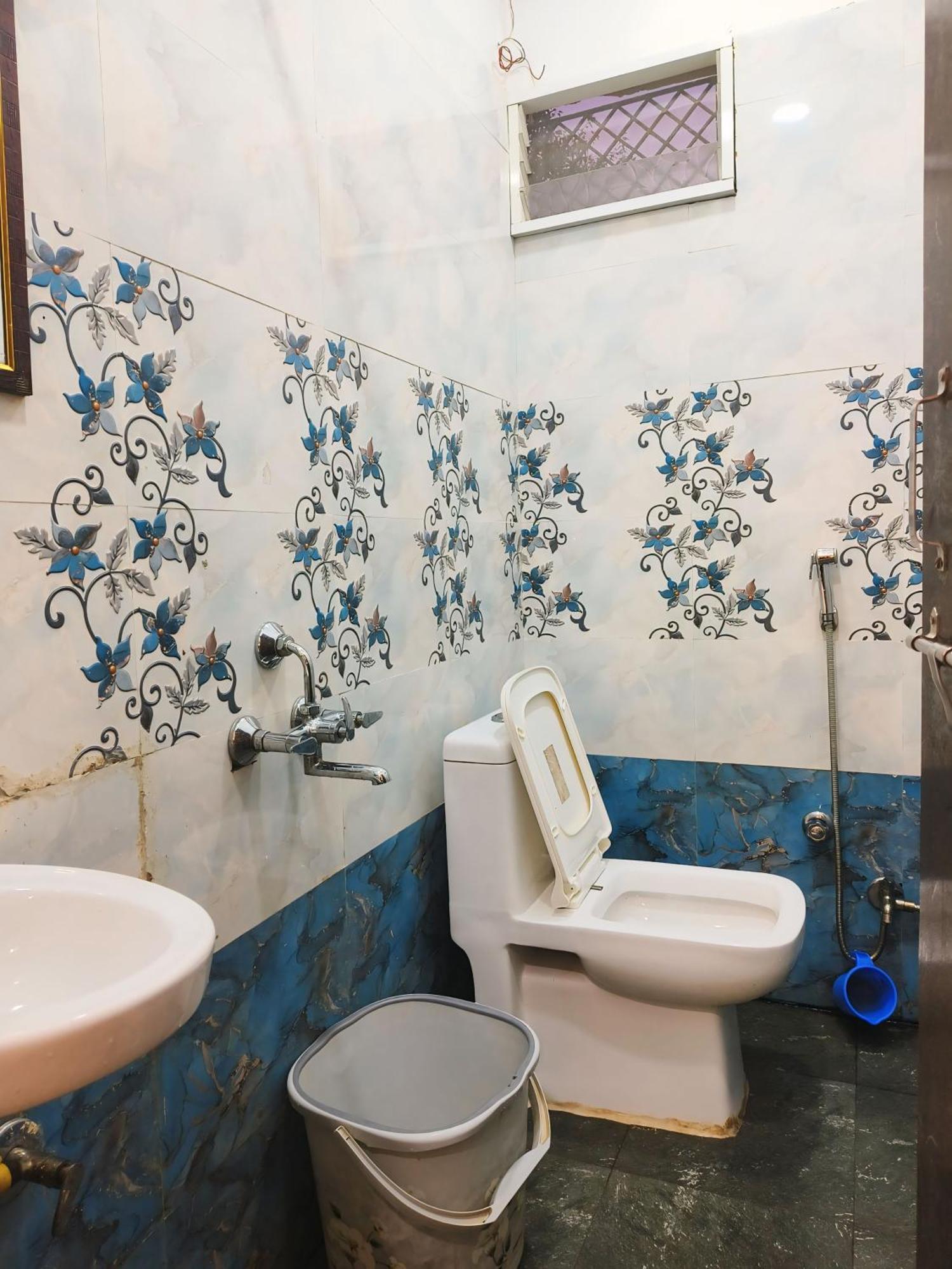 Shree Trilokeshwar Guesthouse Uddzsaín Kültér fotó